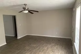 3552 Boulder Cir, Ellenwood, GA 30294 - Photo 10