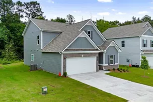 145 Sycamore Ln, Calhoun, GA 30701 - Photo 2