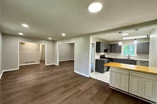 1620 Hebron Ln, Riverdale, GA 30296 - Photo 4