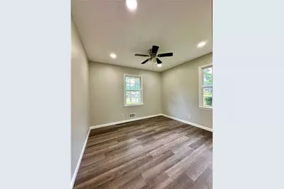1620 Hebron Lane, Riverdale, GA 30296 - Photo 8