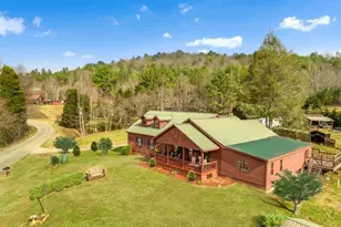 4253 Swallows Creek Rd, Hiawassee, GA 30546 - Photo 2