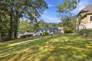 305 Norcross St, Roswell, GA 30075 - Photo 10