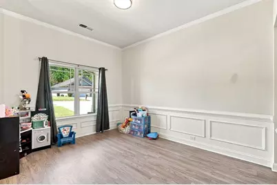 296 N Brooks Village Drive N, Pendergrass, GA 30567 - Photo 4