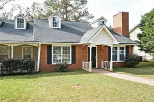 2624 Country Trace SE, Conyers, GA 30013 - Photo 2