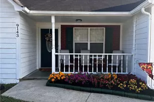 9143 Clubhouse Dr, Riverdale, GA 30274 - Photo 4