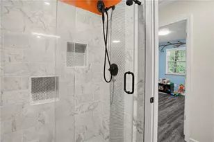 2147 Jones Rd NW, Atlanta, GA 30318 - Photo 18