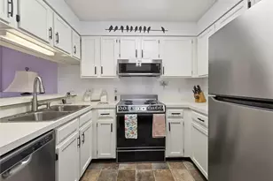 1800 Clairmont Lake, Decatur, GA 30033 - Photo 6