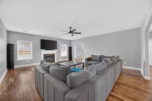 3831 Lake Haven Way, Atlanta, GA 30349 - Photo 12