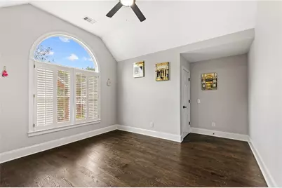 2449 Manor Walk, Decatur, GA 30030 - Photo 32