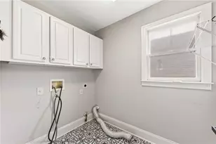 2449 Manor Walk, Decatur, GA 30030 - Photo 38