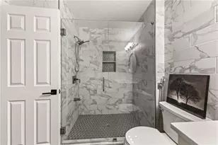 2449 Manor Walk, Decatur, GA 30030 - Photo 10