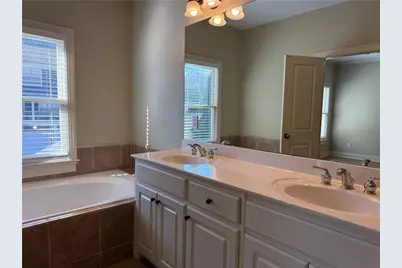 1641 Ridenour Parkway NW, Kennesaw, GA 30152 - Photo 38