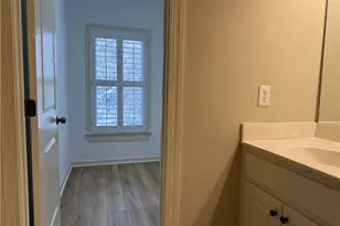 1641 Ridenour Pkwy NW, Kennesaw, GA 30152 - Photo 40