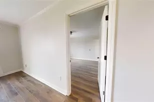 300 Johnson Ferry Road NE, Sandy Springs, GA 30328 - Photo 26