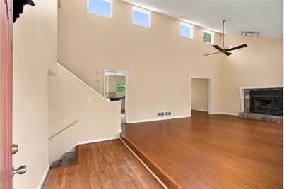 371 Saint Simons Cove, Lawrenceville, GA 30044 - Photo 4