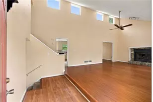 371 St Simon's Cove, Lawrenceville, GA 30044 - Photo 4