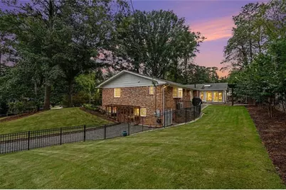 2624 Leslie Drive NE, Atlanta, GA 30345 - Photo 6