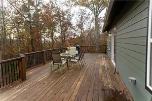 444 Emperor Dr, Toccoa, GA 30577 - Photo 2