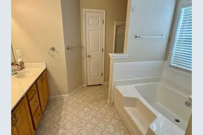 1431 Log Cabin Lane, Lawrenceville, GA 30045 - Photo 18