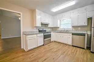 2460 Rolling Acres Dr SW, Conyers, GA 30094 - Photo 12