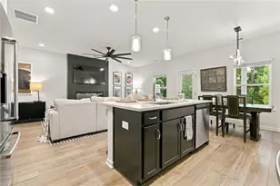 1170 Chastain Dr, Sugar Hill, GA 30518 - Photo 14