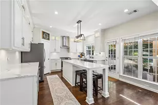 5052 Raventhorpe Ct, Suwanee, GA 30024 - Photo 8
