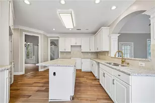 4519 Knightsbridge Rd, Flowery Branch, GA 30542 - Photo 8