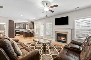 7 Doolittle Ct, Newnan, GA 30265 - Photo 4