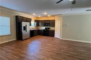 348 Turtle Creek Dr, Winder, GA 30680 - Photo 4