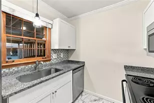 220 Chads Ford Way, Roswell, GA 30076 - Photo 10