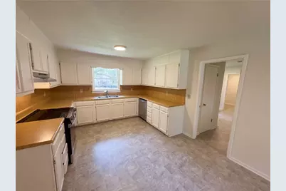3089 Linecrest Road, Ellenwood, GA 30294 - Photo 2