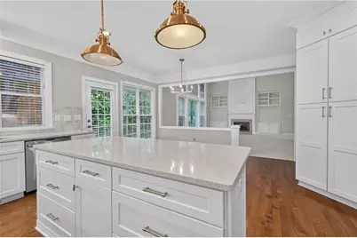 2093 Wrights Mill Circle NE, Atlanta, GA 30324 - Photo 22