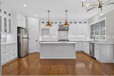 2093 Wrights Mill Circle NE, Atlanta, GA 30324 - Photo 16