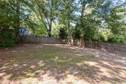2640 Apple Valley Road NE, Brookhaven, GA 30319 - Photo 22