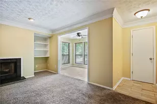 1014 Dunbar Dr, Atlanta, GA 30338 - Photo 4