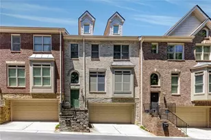 5561 Julian Pl, Atlanta, GA 30342 - Photo 2