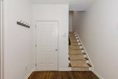 5561 Julian Place, Atlanta, GA 30342 - Photo 32