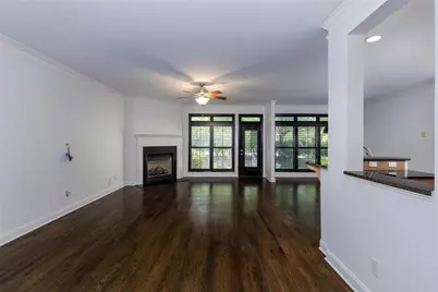 5561 Julian Place, Atlanta, GA 30342 - Photo 12