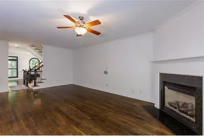 5561 Julian Place, Atlanta, GA 30342 - Photo 14