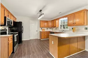 1411 Milford Chase Ct SW, Marietta, GA 30008 - Photo 4