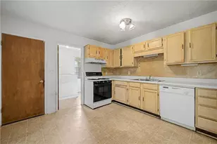 2847 Kathryn Cir SW, Atlanta, GA 30331 - Photo 10