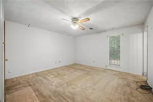2847 Kathryn Cir SW, Atlanta, GA 30331 - Photo 14