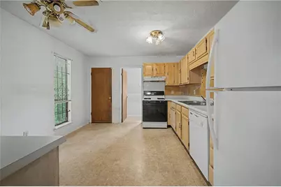 2847 Kathryn Circle SW, Atlanta, GA 30331 - Photo 8