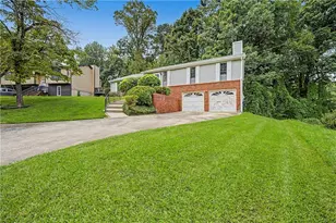 2847 Kathryn Cir SW, Atlanta, GA 30331 - Photo 2
