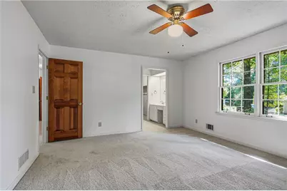 585 Buckeye Circle SE, Conyers, GA 30094 - Photo 4