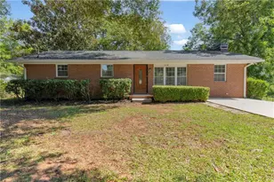 1118 Crestview Cir NE, Conyers, GA 30012 - Photo 1