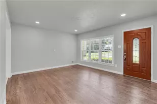 1118 Crestview Cir NE, Conyers, GA 30012 - Photo 4