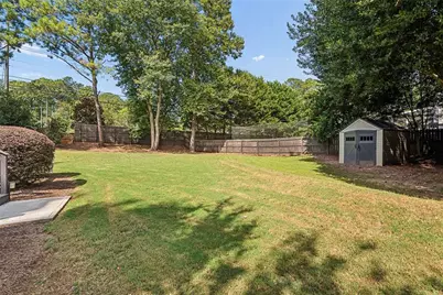 2351 Netherstone Drive NE, Marietta, GA 30066 - Photo 32