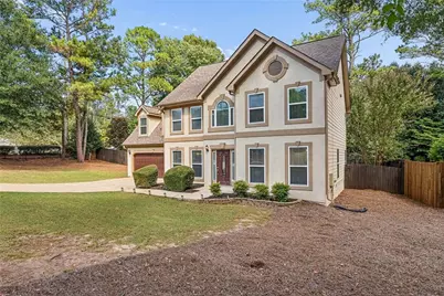 2351 Netherstone Drive NE, Marietta, GA 30066 - Photo 2