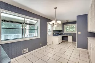 1800 Angelique Dr, Decatur, GA 30033 - Photo 10